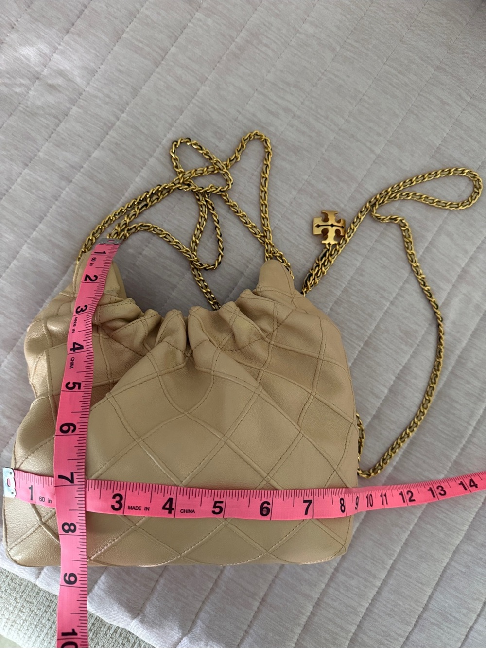 Tory Burch Fleming Mini Hobo Quilted Drawstring Leather Bag Vanilla Gold Chain - Picture 3 of 15